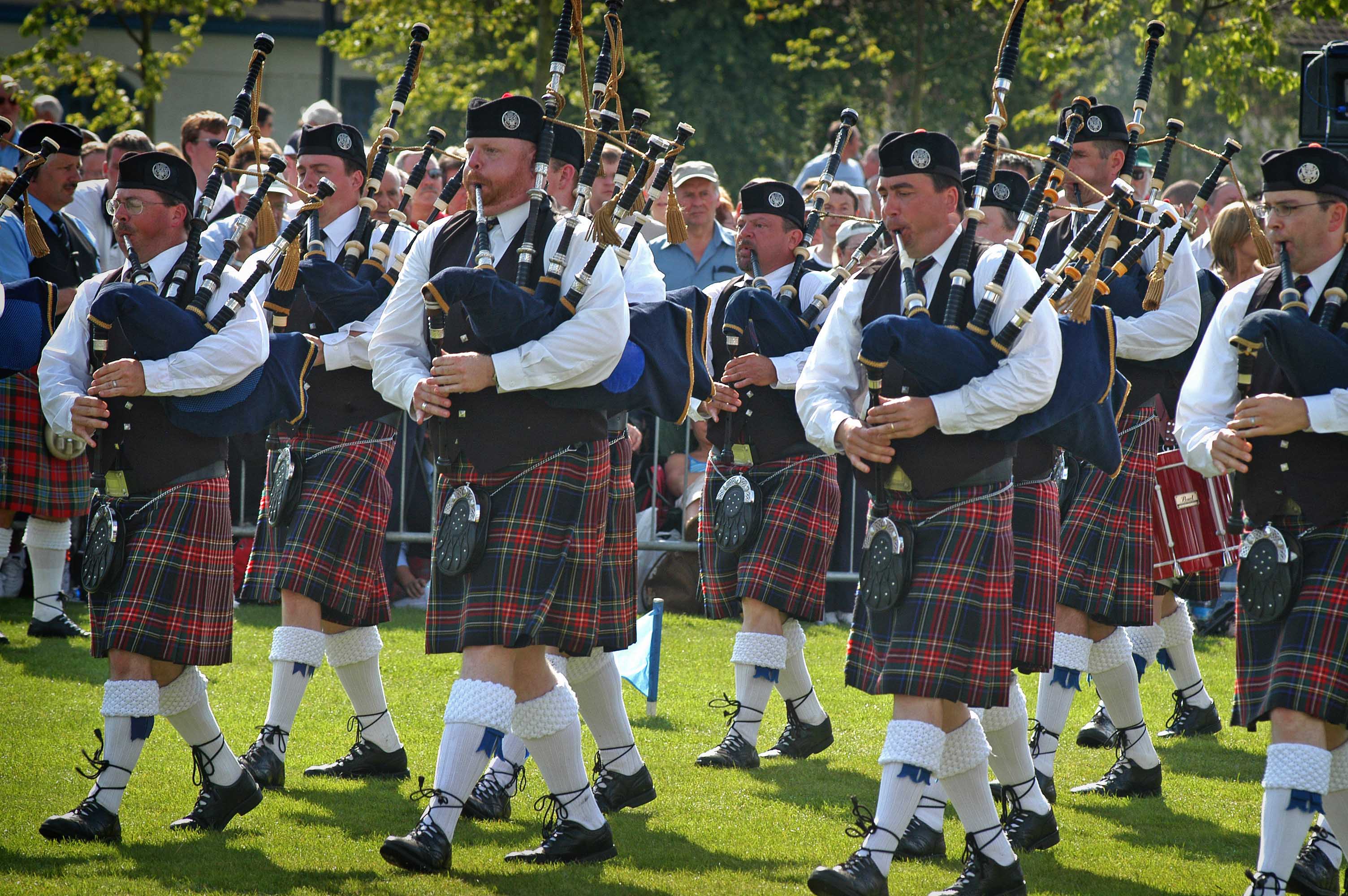 bagpipe march